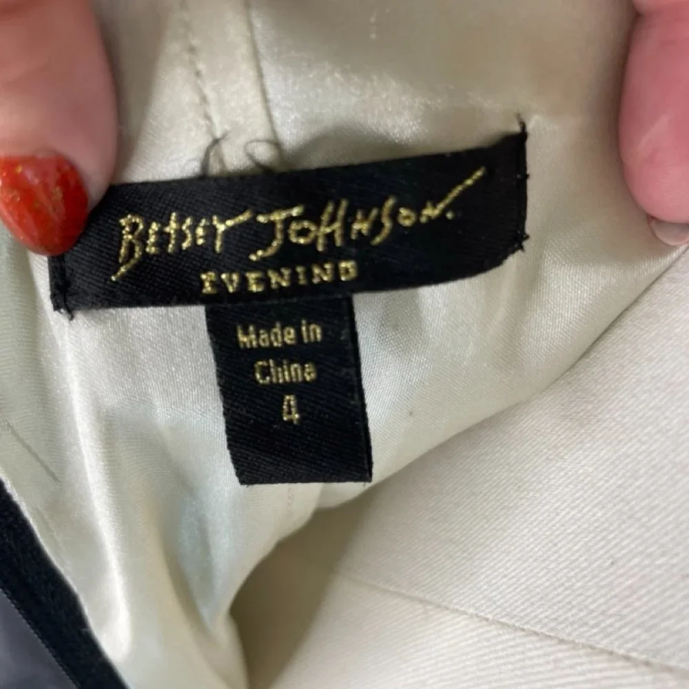 Betsey Johnson Evening Black Dahlia Mini Dress - Picture 4 of 6